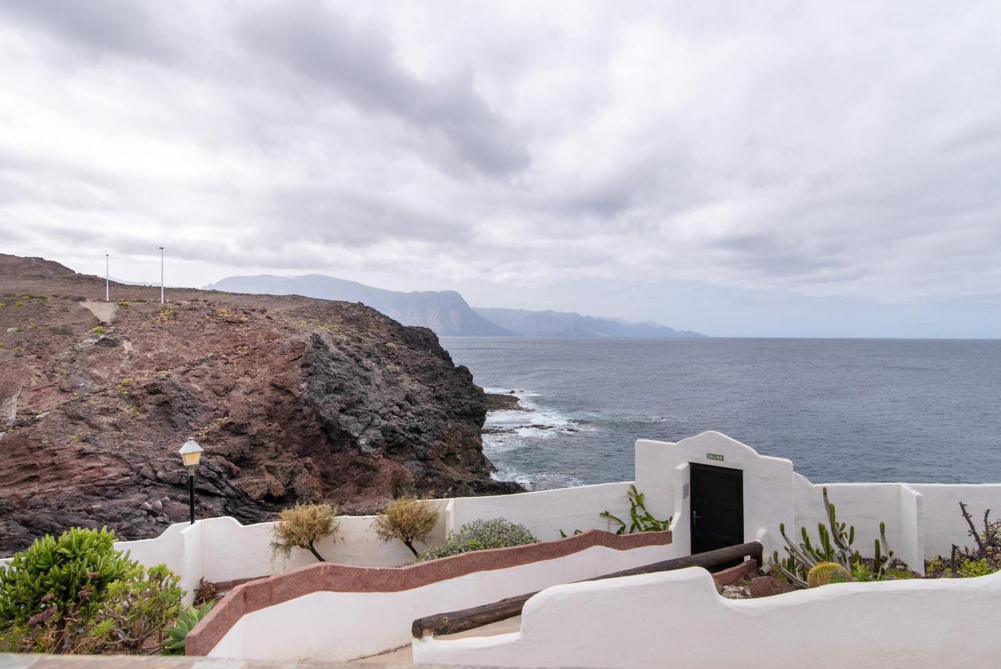 Faro De Sardina Frente Al Mar Villa Galdar Bagian luar foto